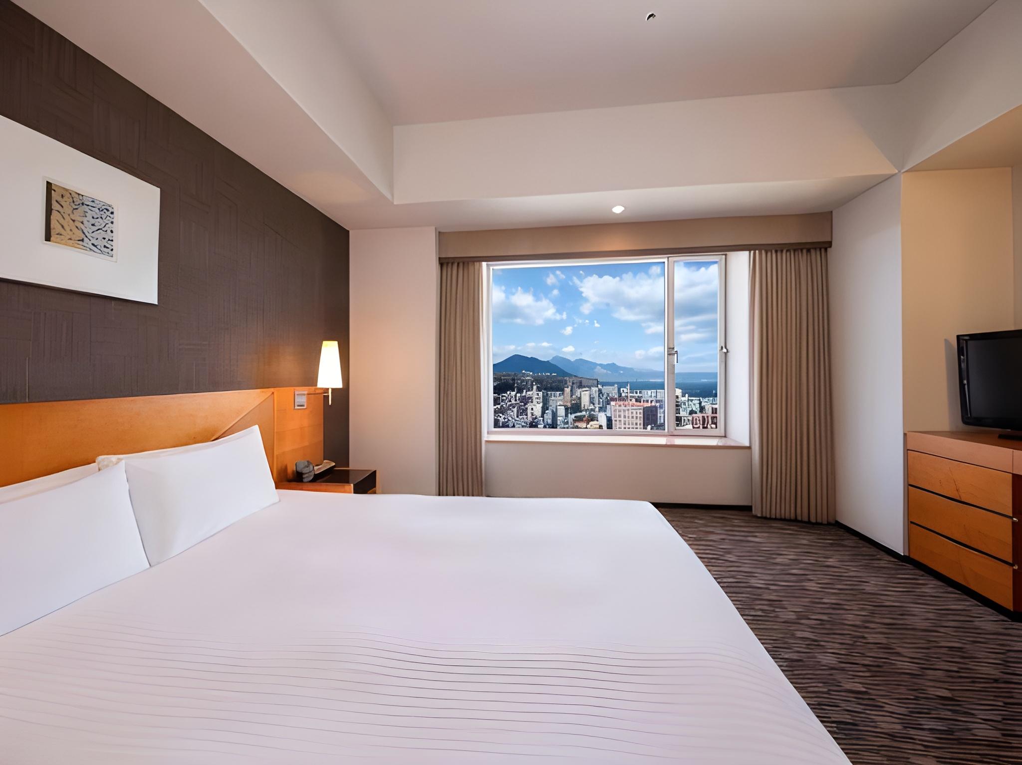 Moderate, Double Bed, Bathtub