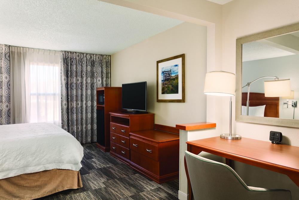 Hampton Inn Denver Nw Westminster 27/38