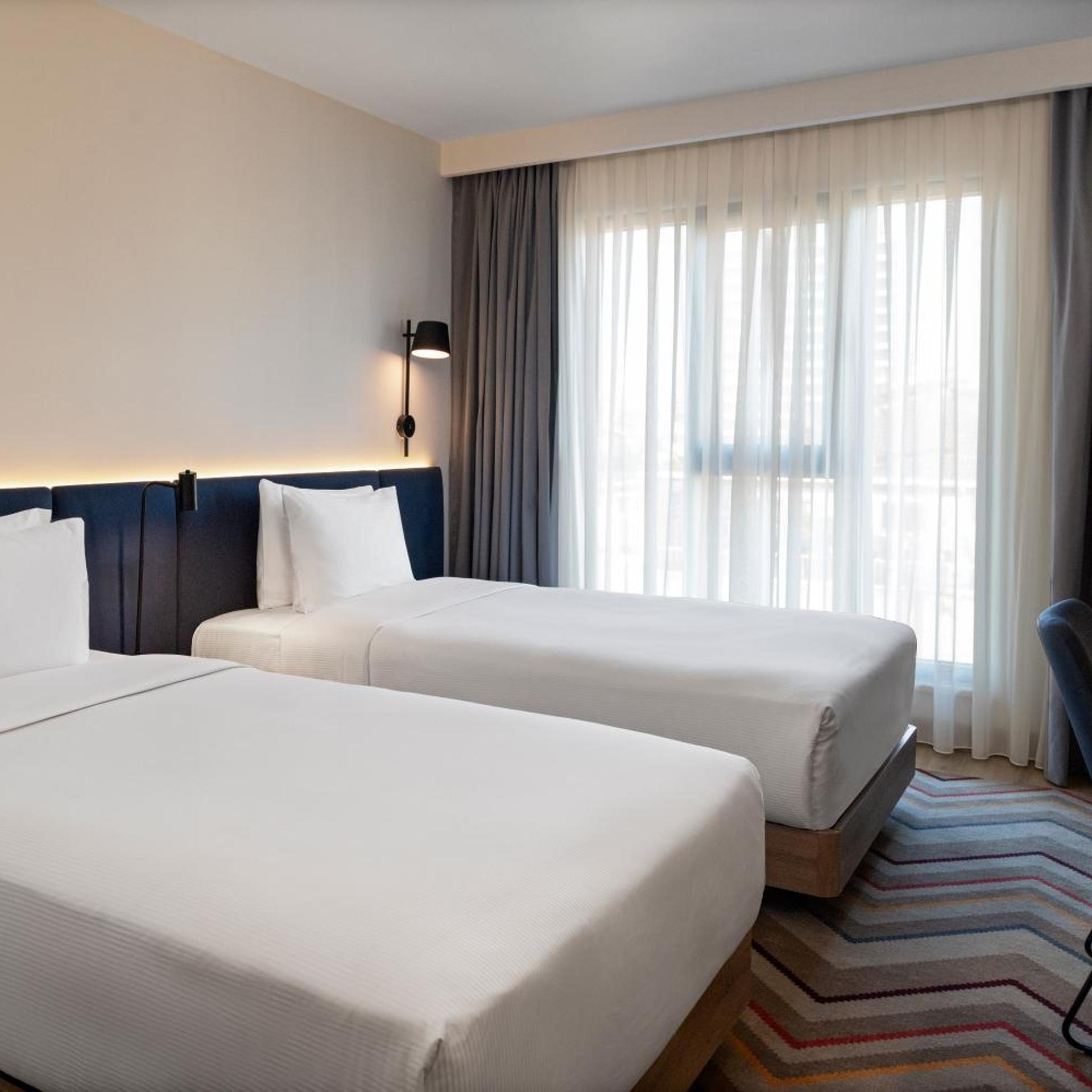 Room, Single Bed