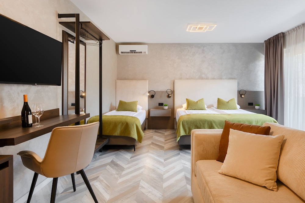Pula City Center Accommodation 24/50