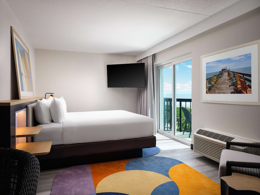 Hilton Garden Inn Cocoa Beach Oceanfront 46/79
