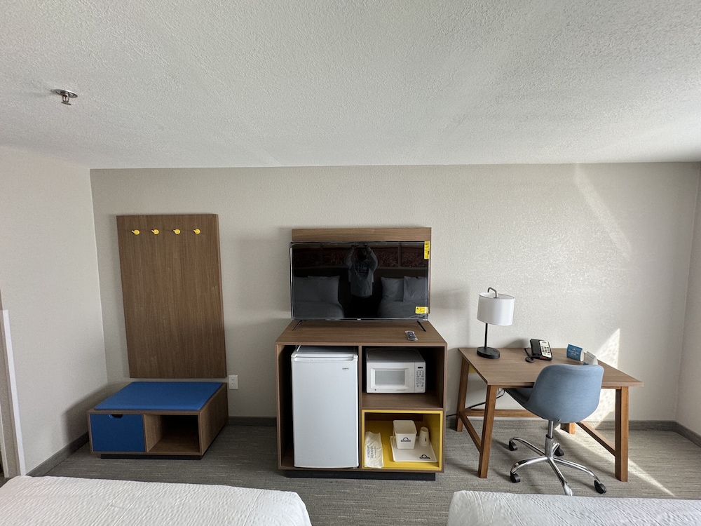 Days Inn by Wyndham Washington Court House 26/33