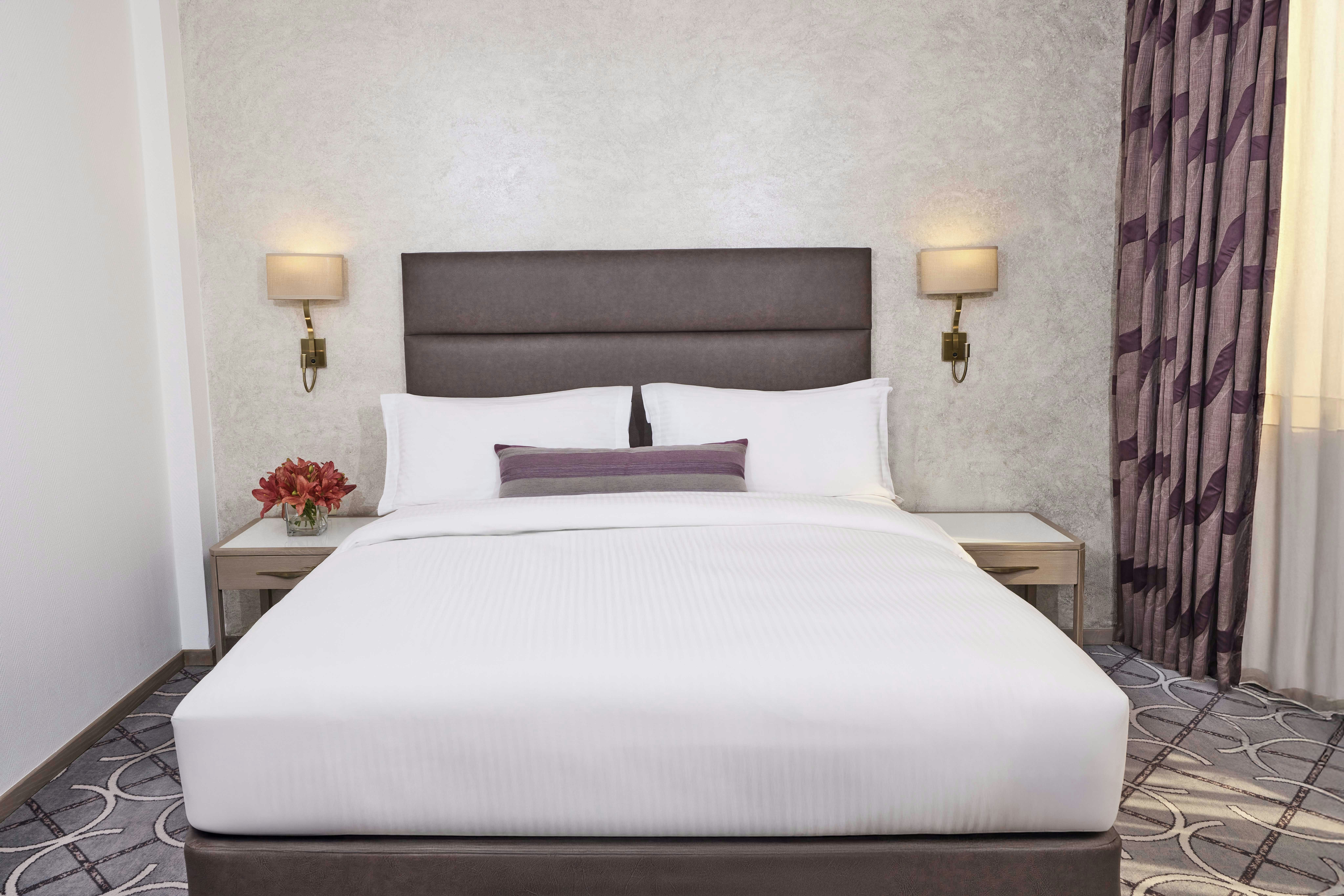 Junior Suite, King Bed, Lounge Access