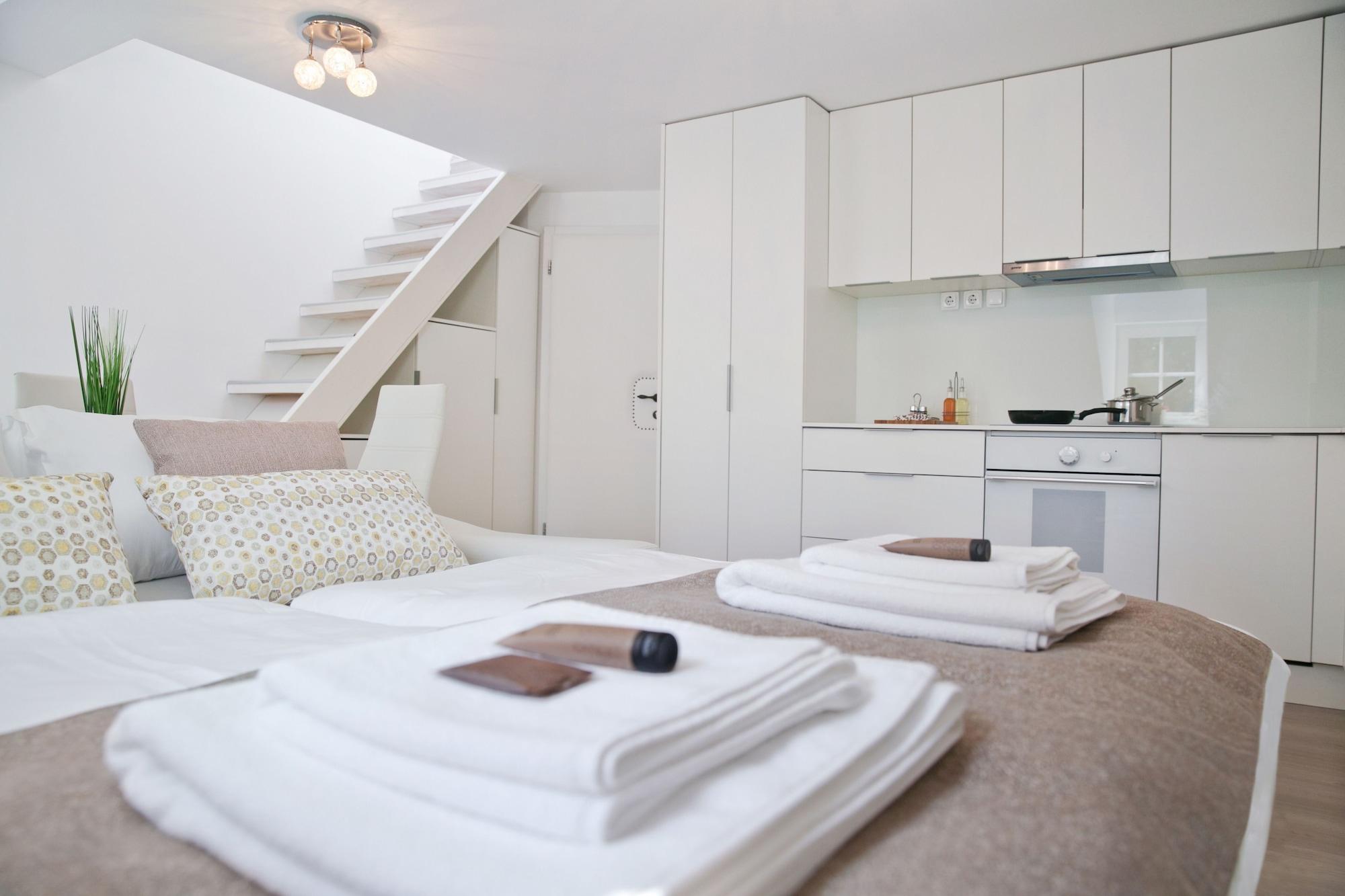 Duplex, City