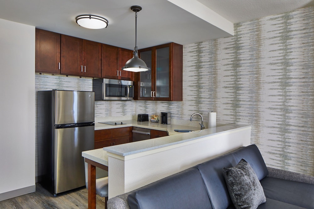 RESIDENCE INN ATLANTA PERIMETER CENTER DUNWOODY 8/44