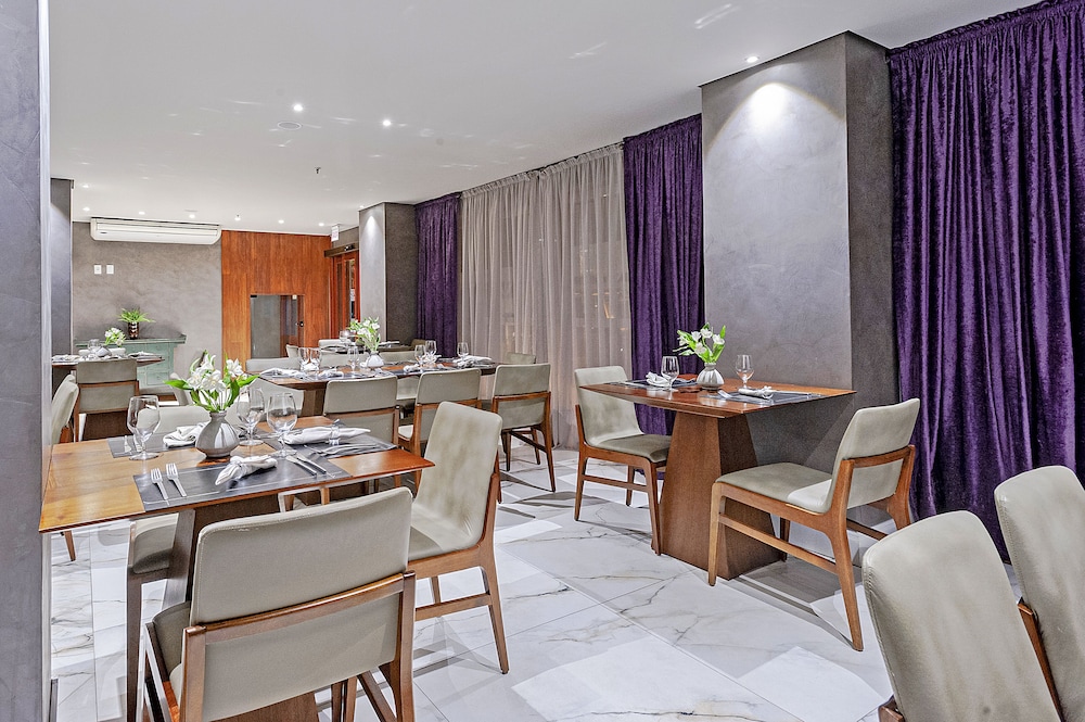 Brut by Slaviero Hoteis 52/63