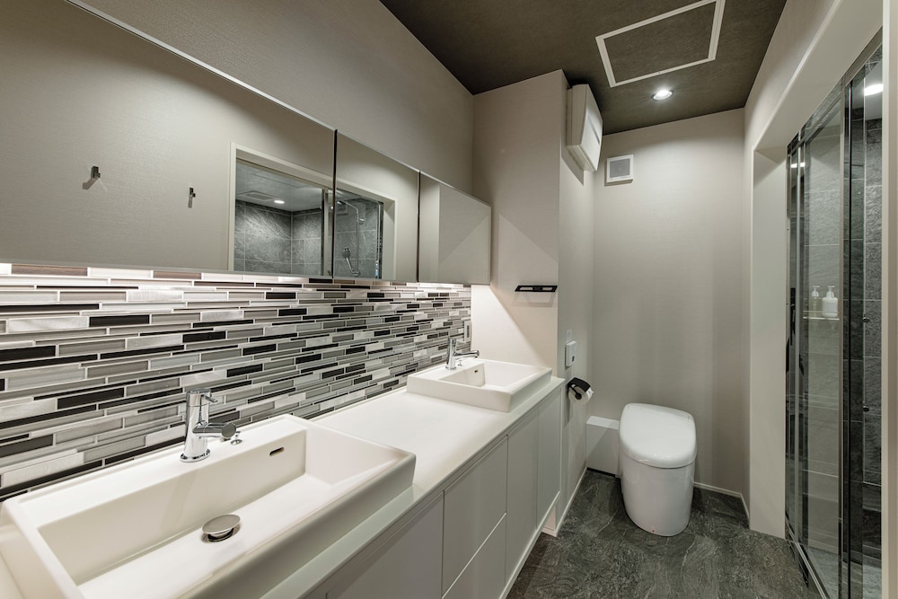 HOTEL MASTAY jingumichi 66/68