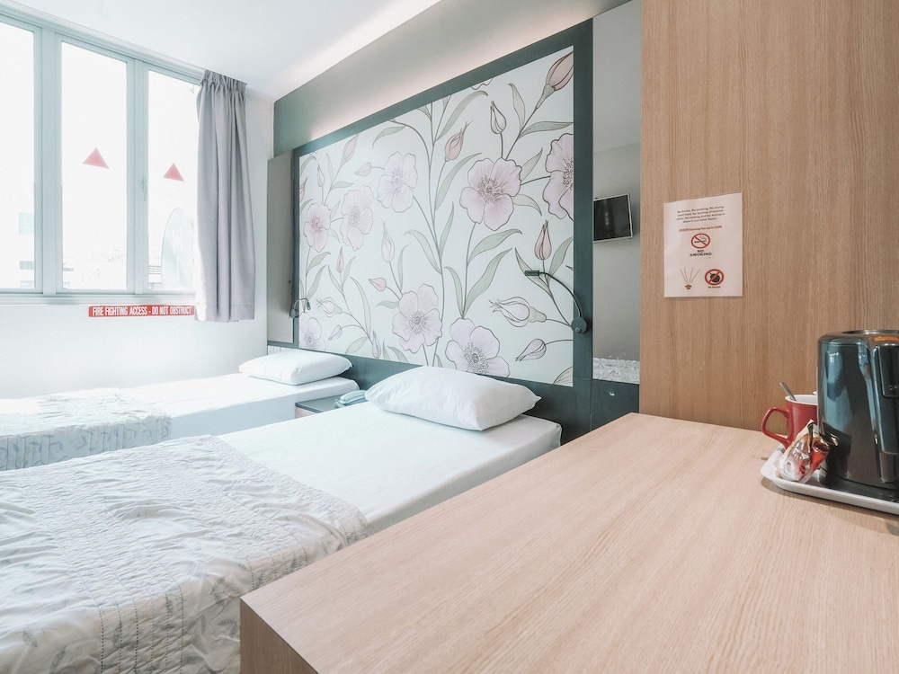 REGIN HOTEL 45/56