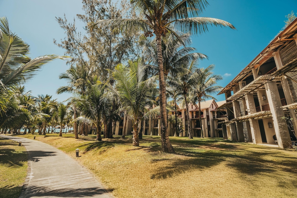Crystals Beach Resort Belle Mare, a member of Radisson Individuals 53/56
