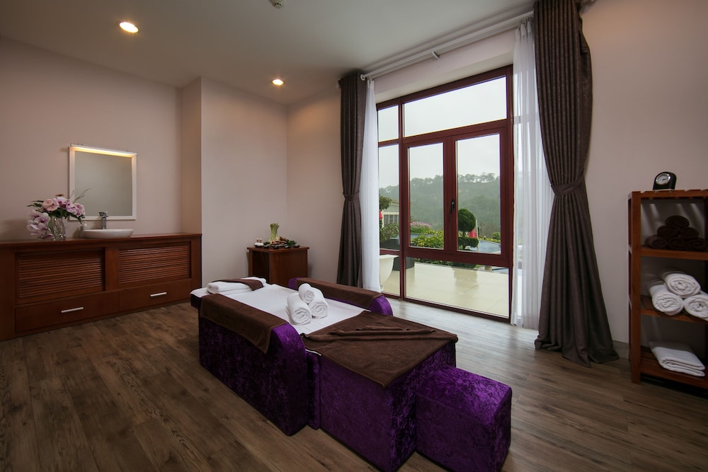 Swiss-Belresort Tuyen Lam Dalat 52/76
