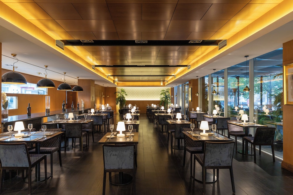 restaurant cafeteria