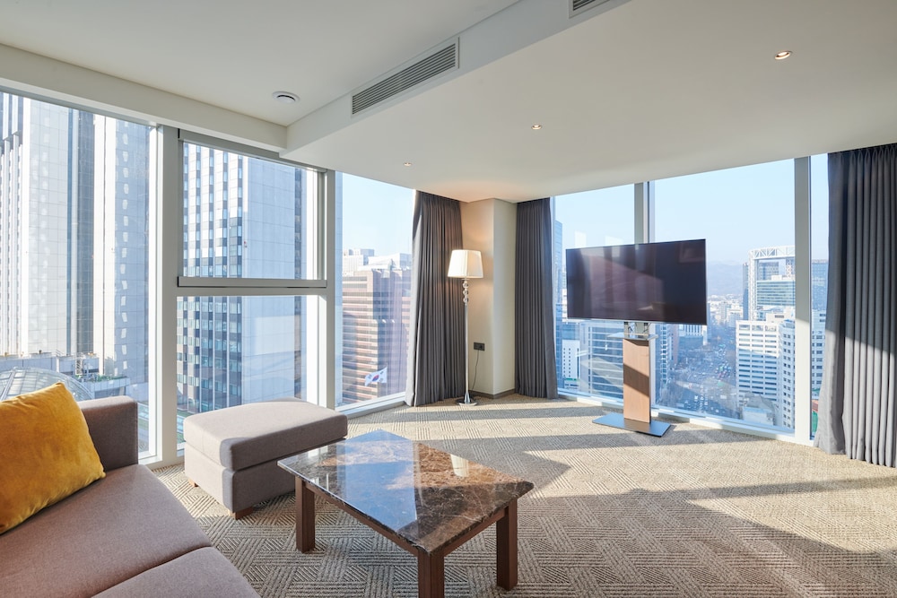Stanford Hotel Myeongdong 32/50
