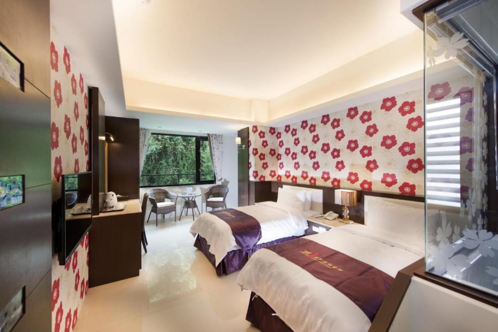 BASIC, TWIN BEDS, MOUNTAIN VIEW