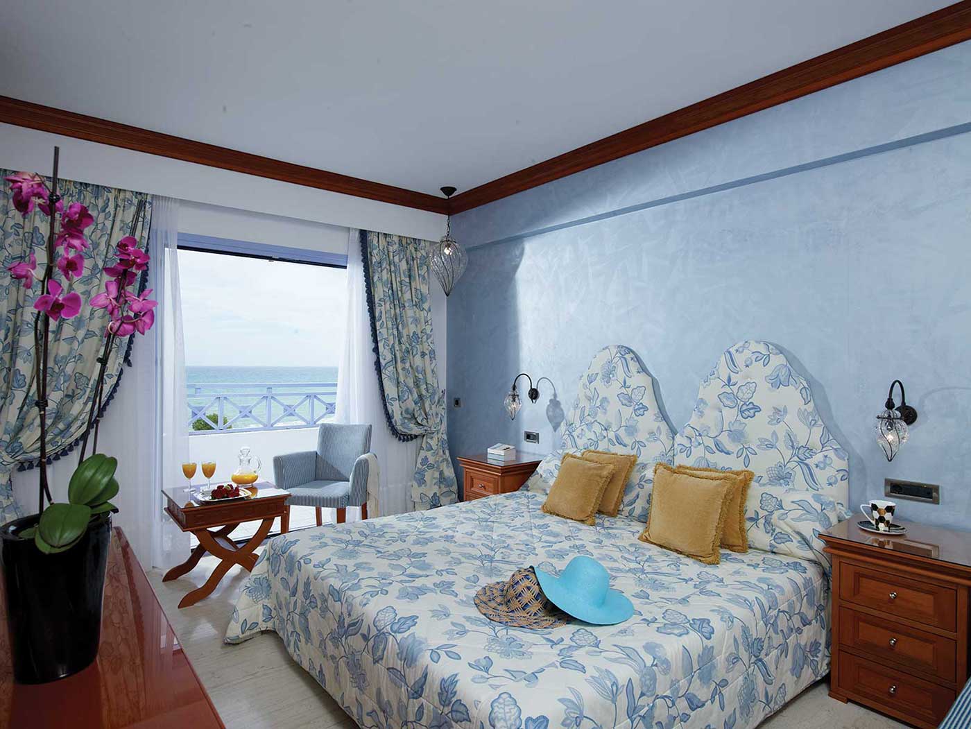 BUNGALOW SEA FRONT