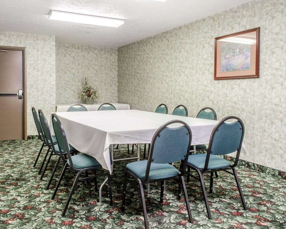 Comfort Inn Huntingdon, PA 27/34