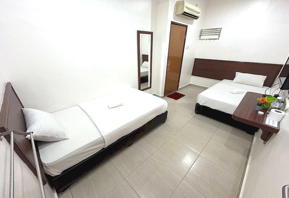 Hotel O Dns 10/22