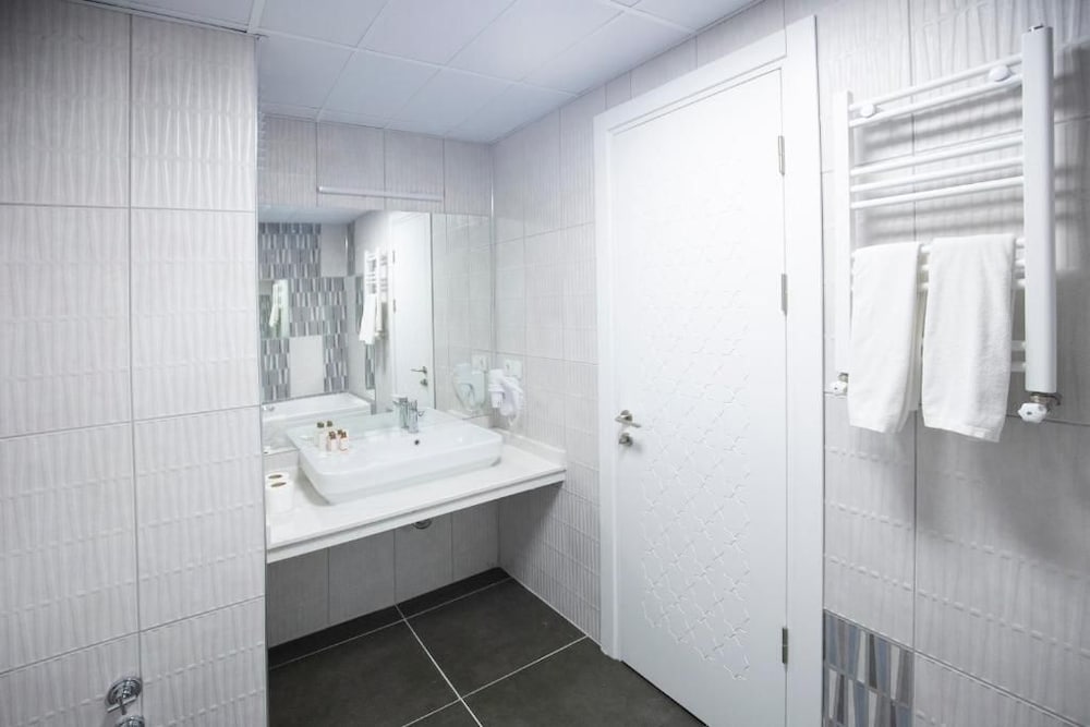 Ataol Can Termal Otel & Spa 47/48