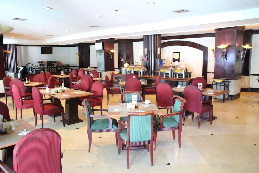 Swiss-Belhotel Tarakan 43/63