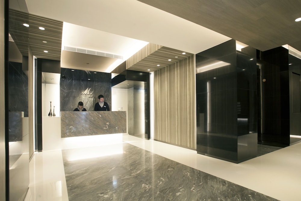 M1 HOTEL NORTH POINT 10/66