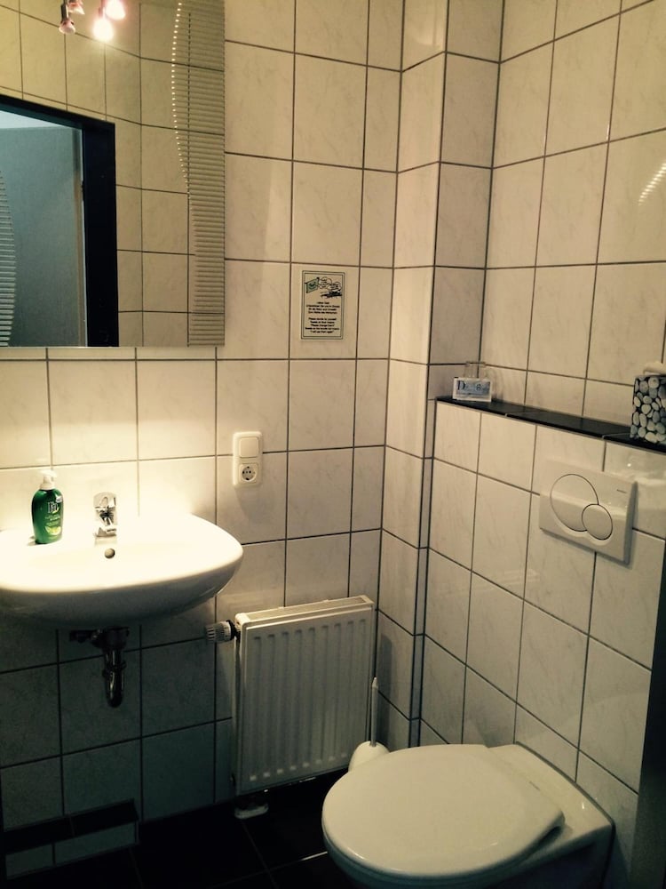 Hotel Sarah 32/36