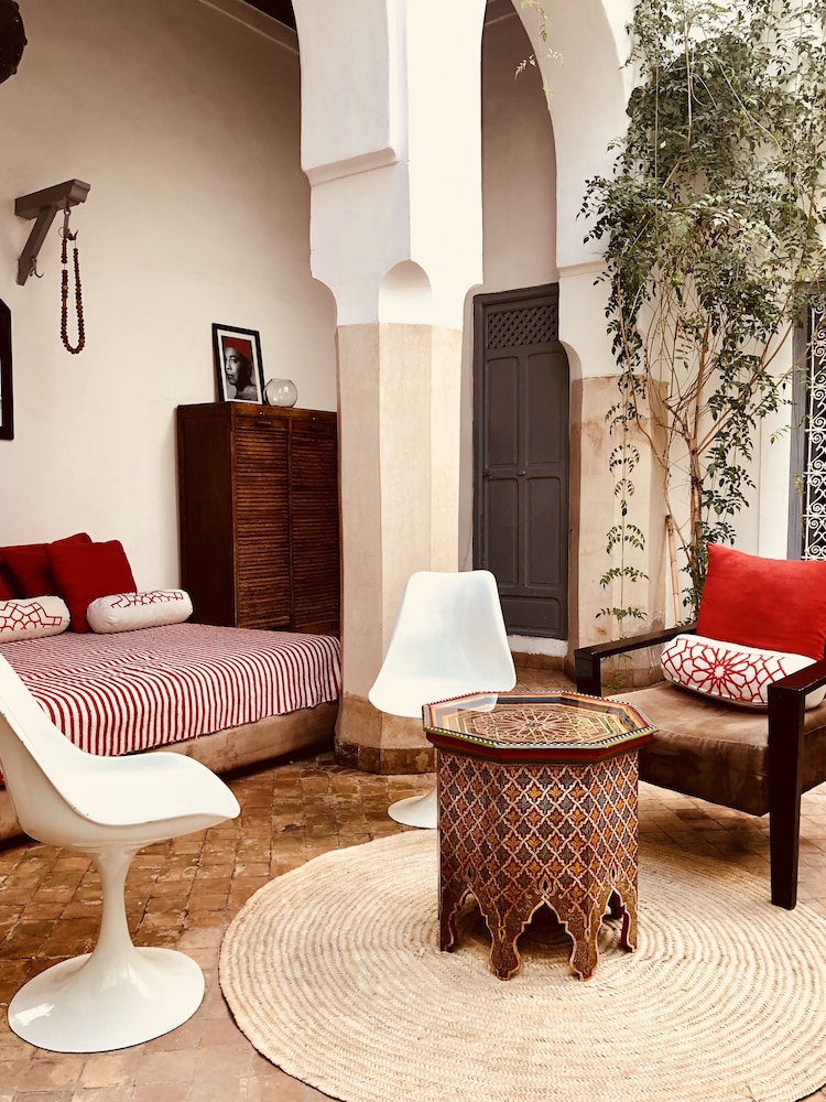 Riad Tizwa 28/50