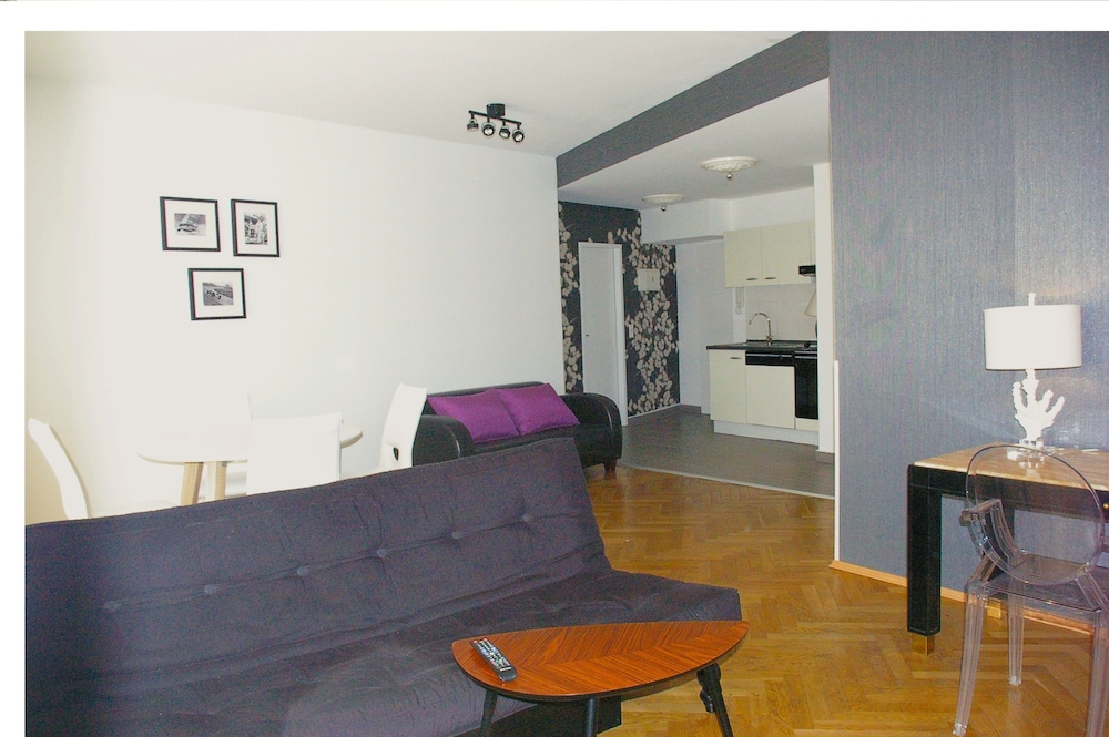 The Suite Hotel 38/59