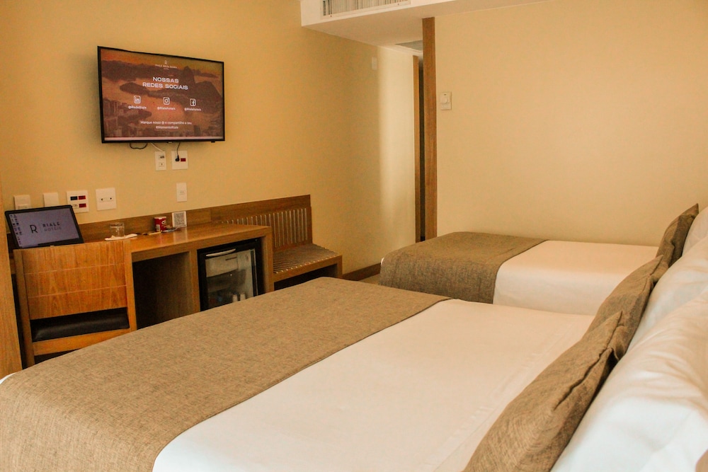 Riale Brisa Barra Hotel 15/83