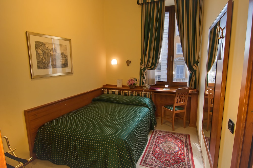Residenza Paolo VI 31/67