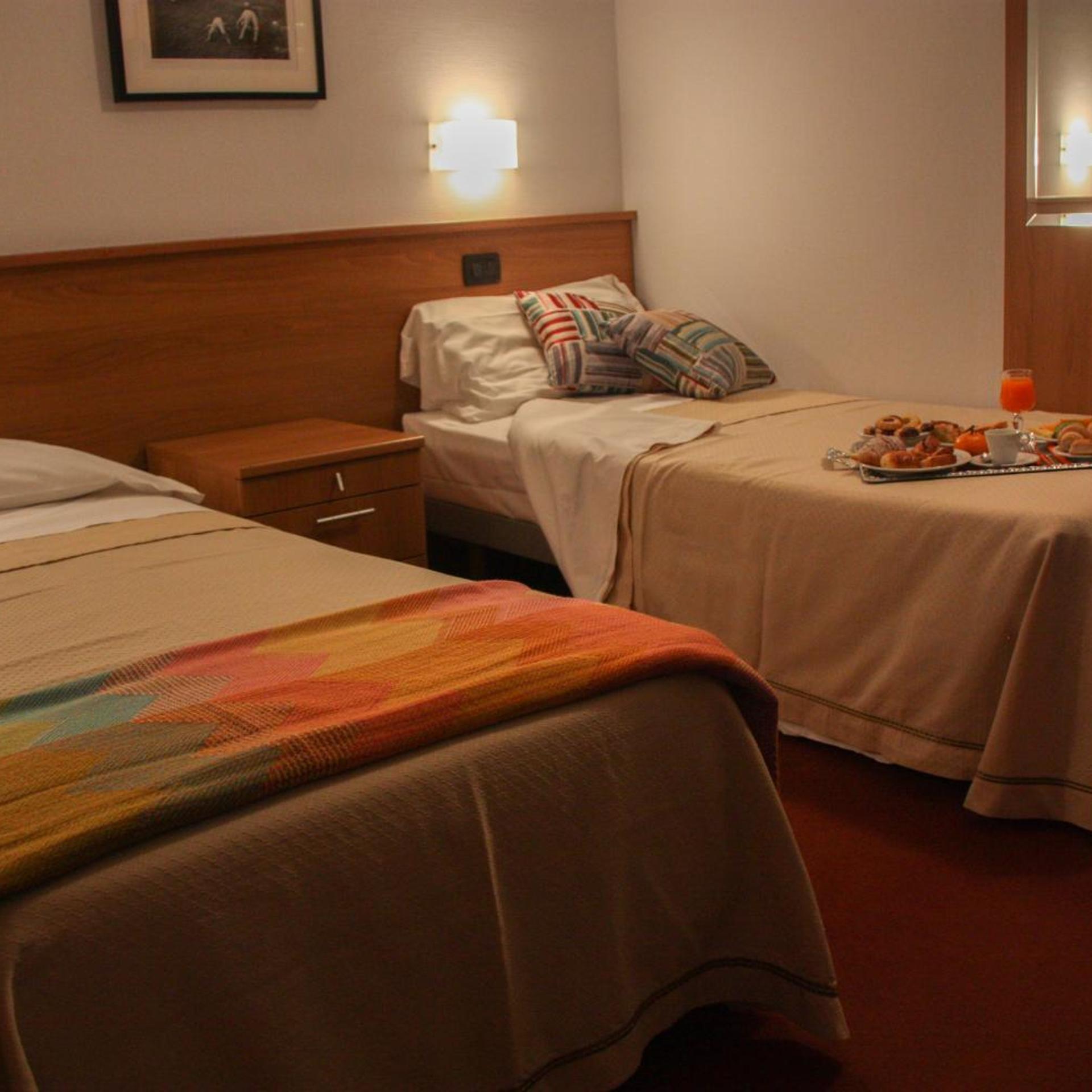 Room, Twin Beds