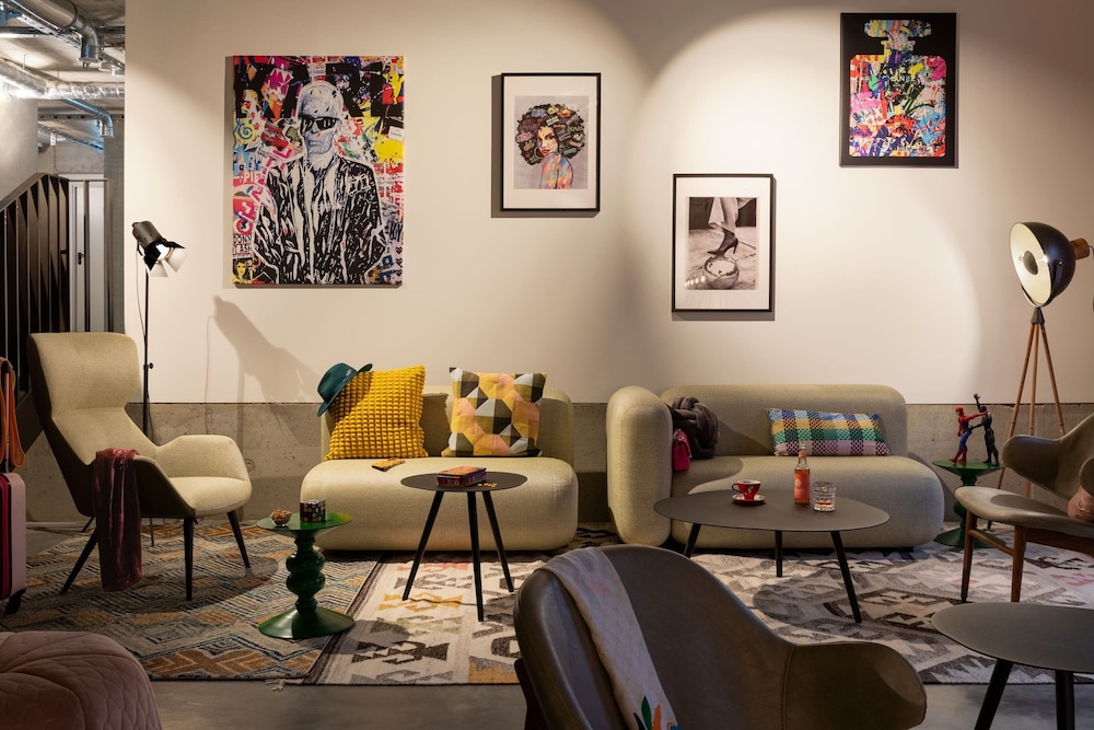 Moxy Outletcity Metzingen 25/45