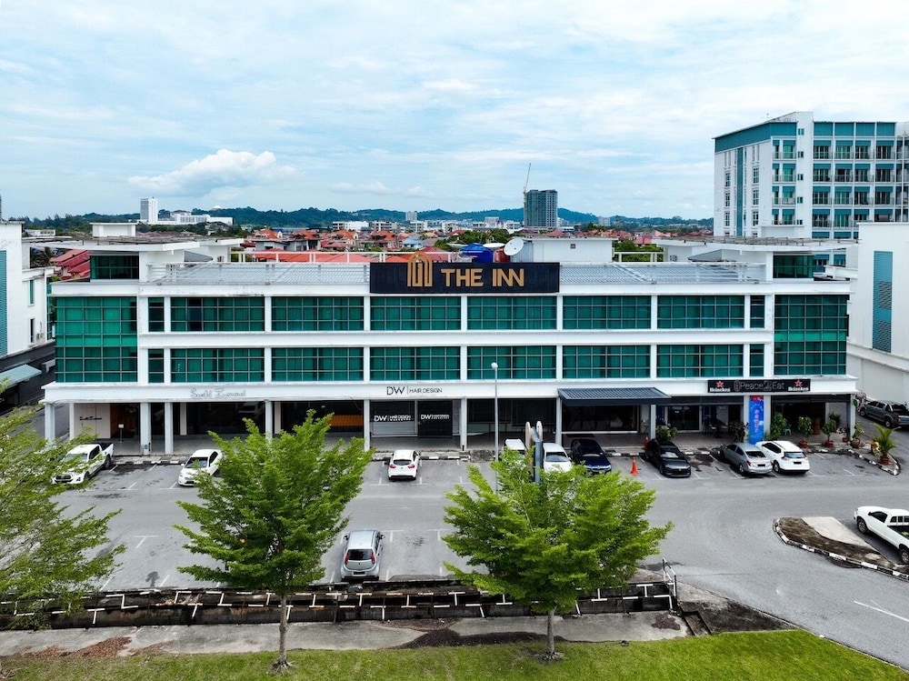 The Inn Formerly Triple Tree Xpress Hotel 2/44