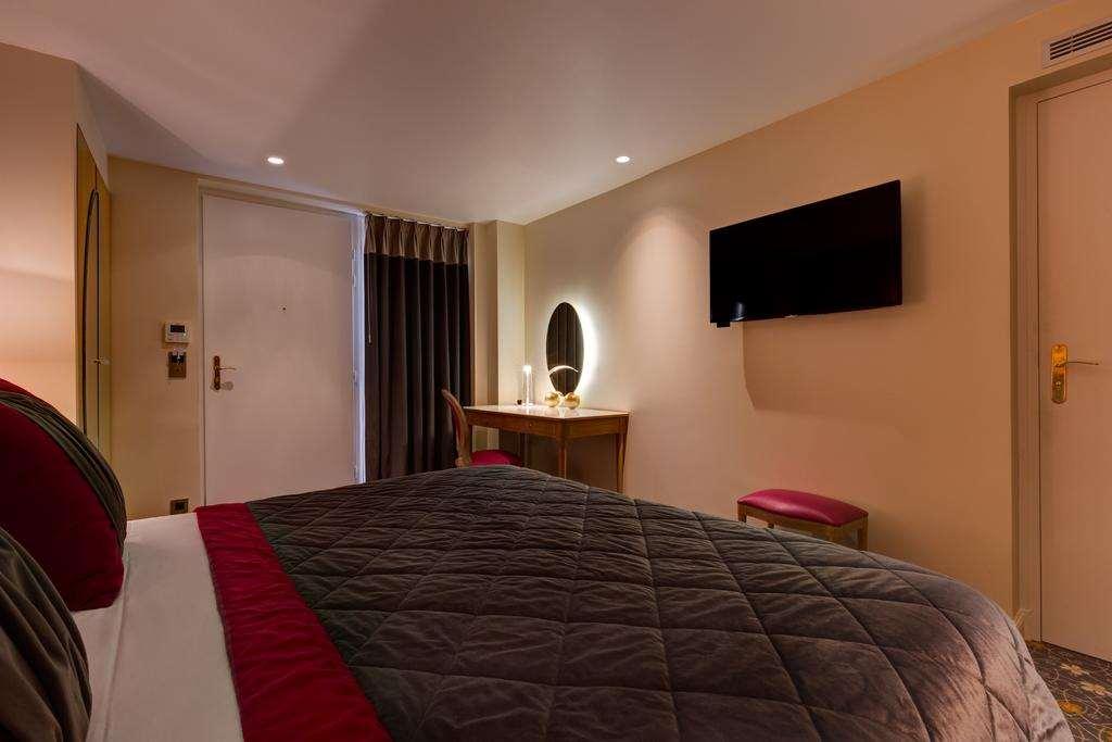 HOTEL MUGUET 30/50