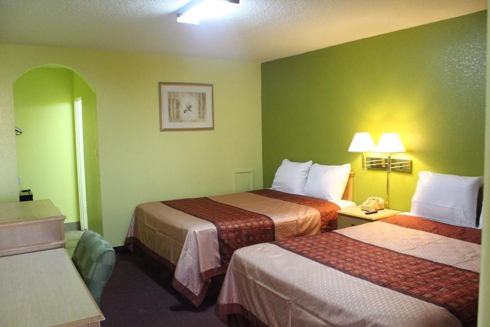 Hutchinson Inn 19/58