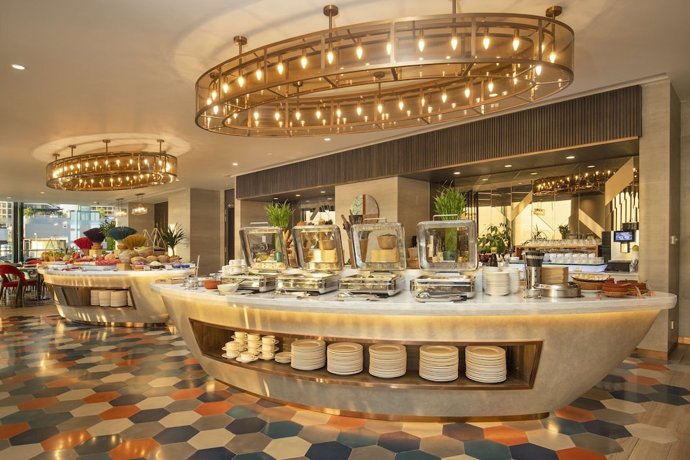 Radisson Hotel Danang 5/72