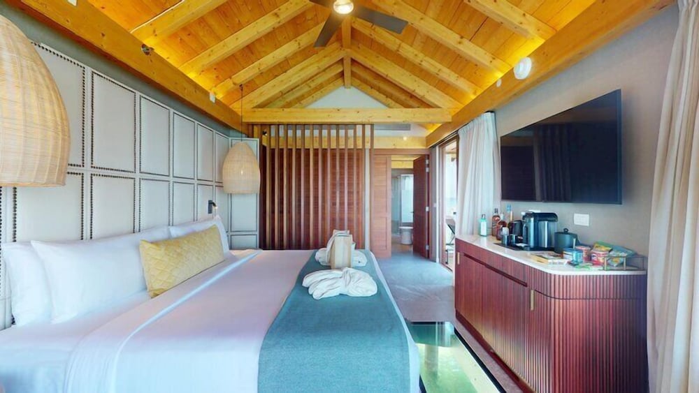 Overwater, Villa, King Bed, Private Infinity Pool