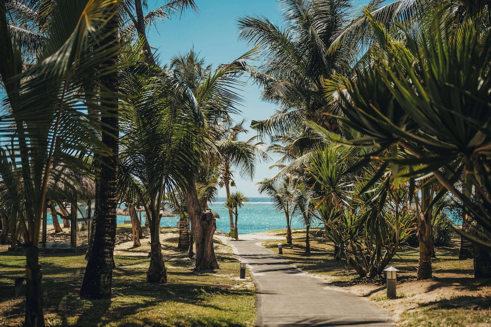 Crystals Beach Resort Belle Mare, a member of Radisson Individuals 51/56