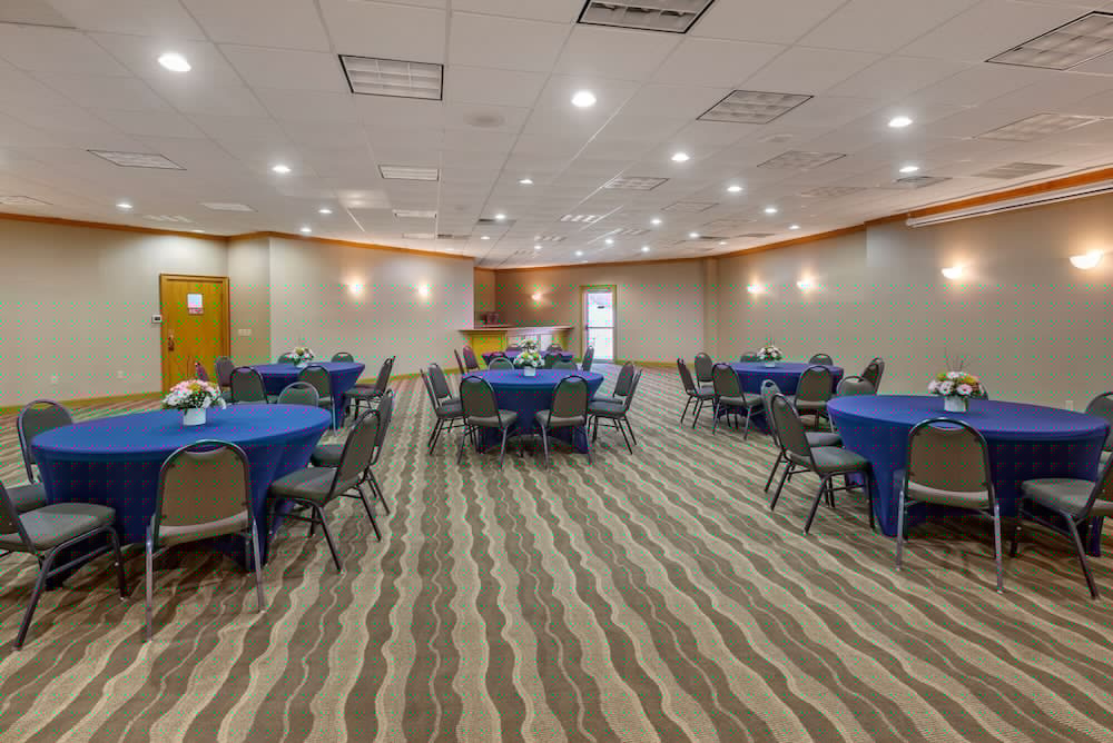 Comfort Inn Lancaster County North-PA Tpke 16/19