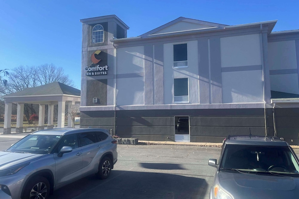 Comfort Inn & Suites Mount Pocono 46/50