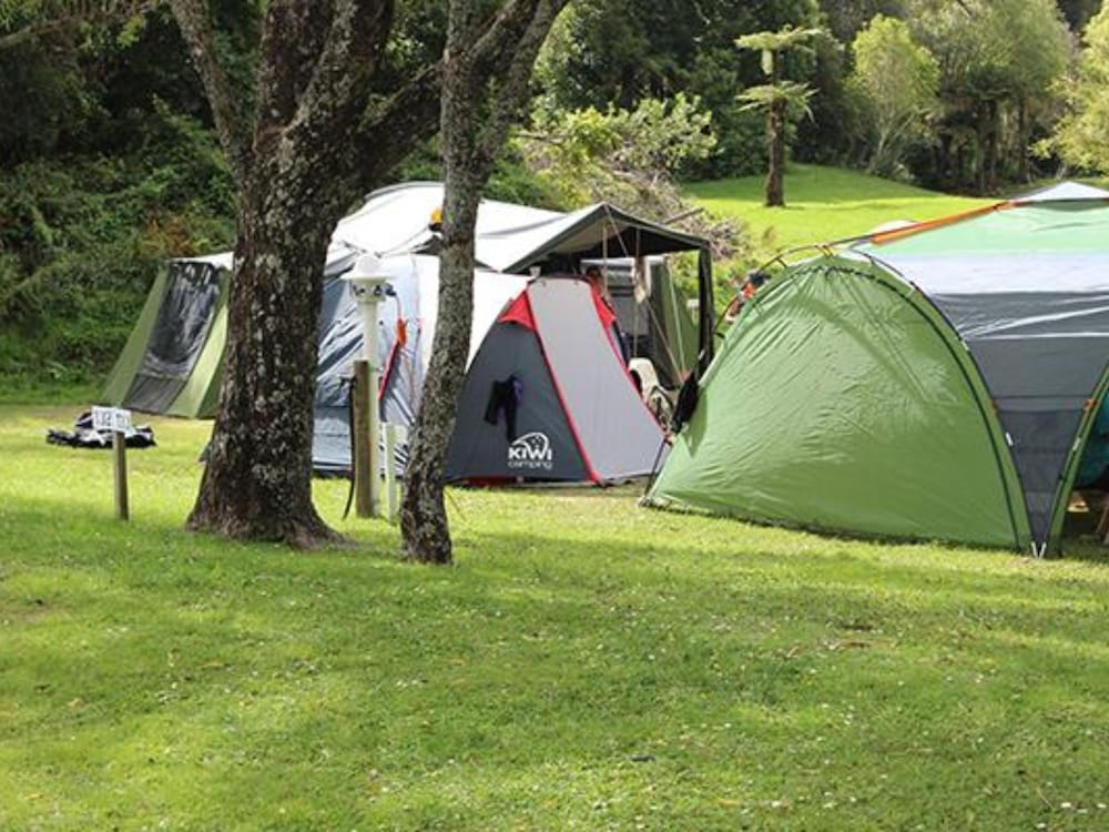BLUE LAKE TOP 10 HOLIDAY PARK 43/50