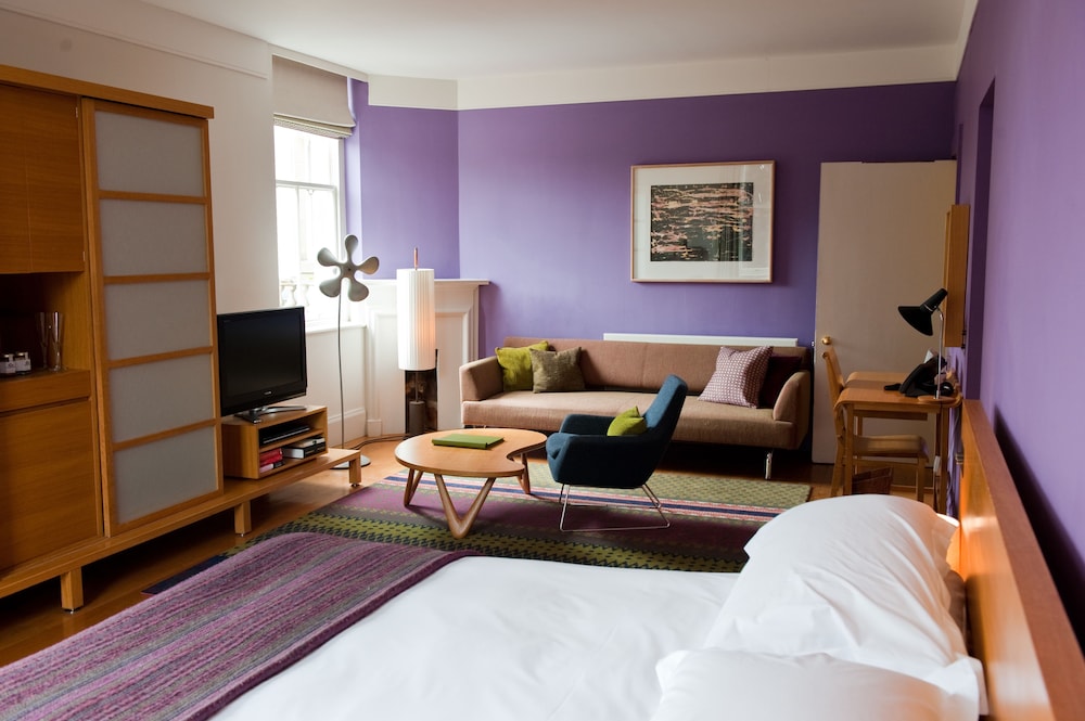Cowley Manor 28/58