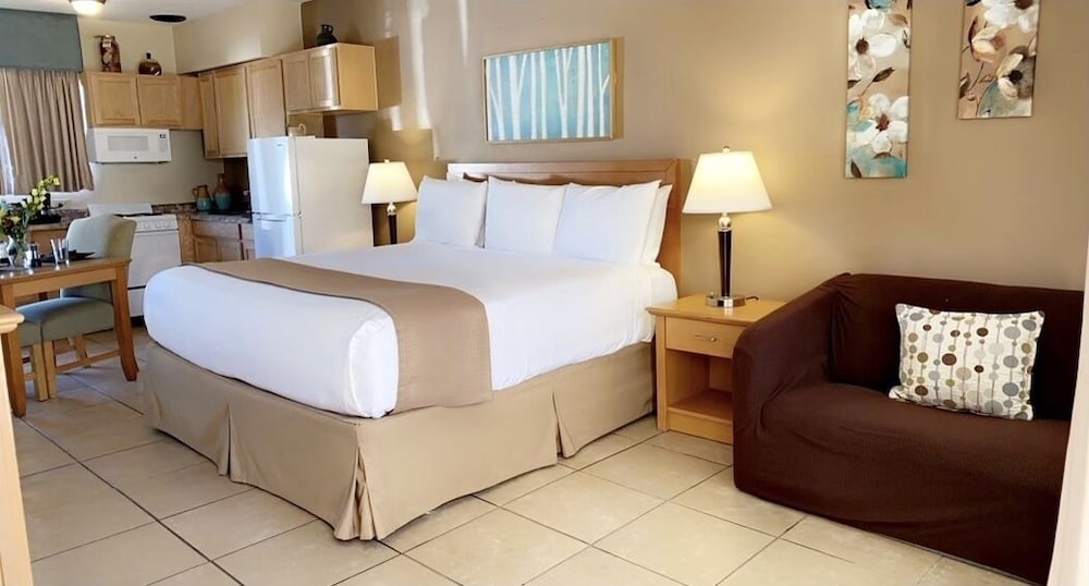 Inn at Deep Canyon 28/71
