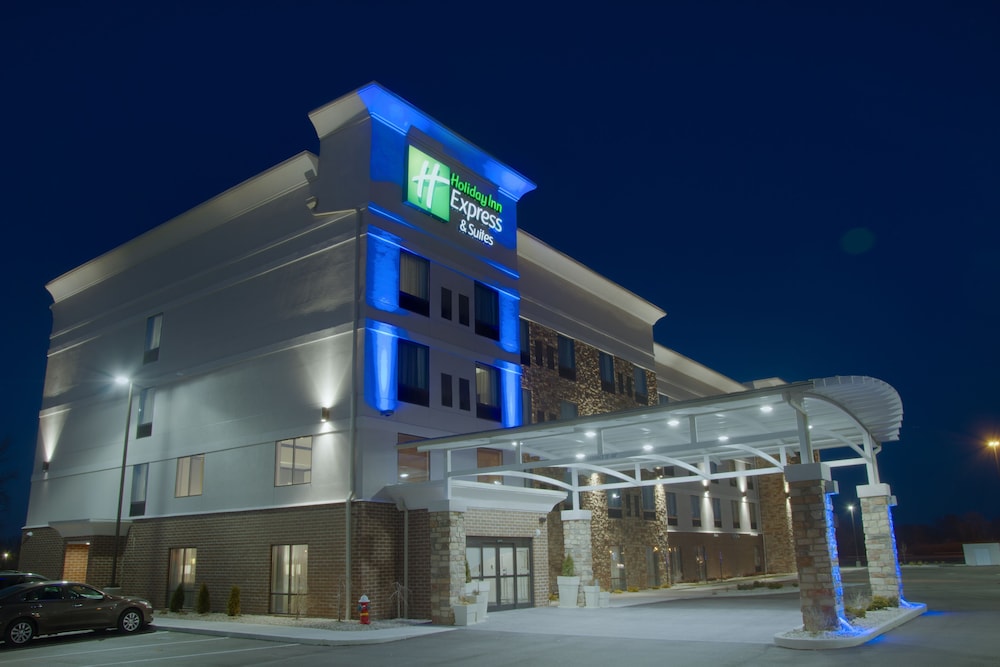 HOLIDAY INN EXPRESS SUITES SIDNEY 1/60