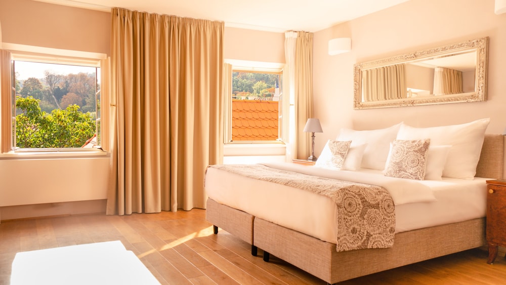 جناح جونيور بسريرين منفصلين بغرفة نوم واحدة، Hotel Golden Key Prague 5/10