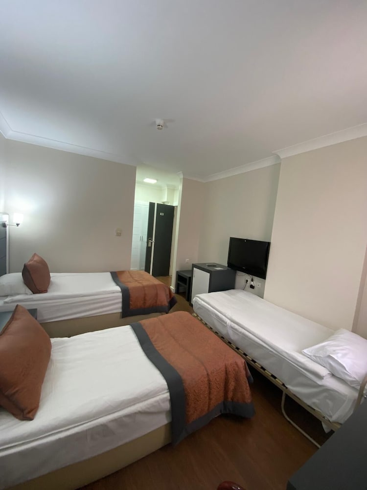Dafne Hotel 13/50