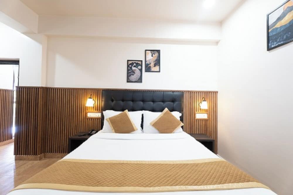 Hotel Mainak 5/36