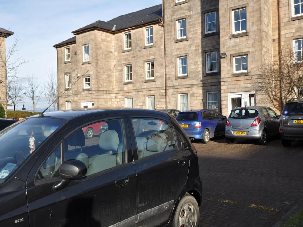 Greenock Hall's Waterfront Complex 20/31