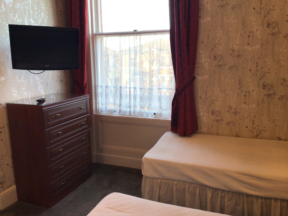 Bowden Lodge Hotel 16/50