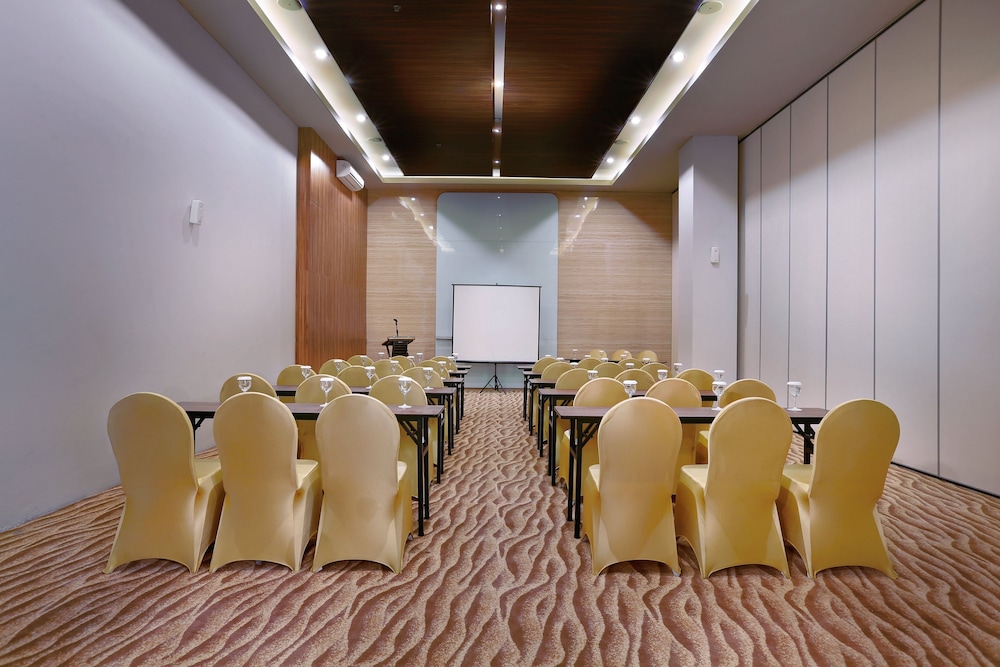Aston Inn Mataram 59/65