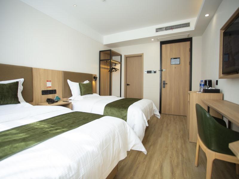 GreenTree Inn Ankang Middle Bashan Road Business Hotel 33/43