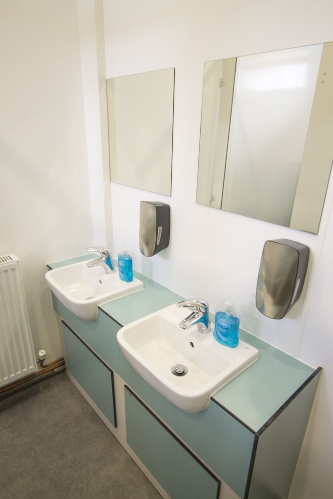 Great Langdale Bunkhouse Hostel 17/18